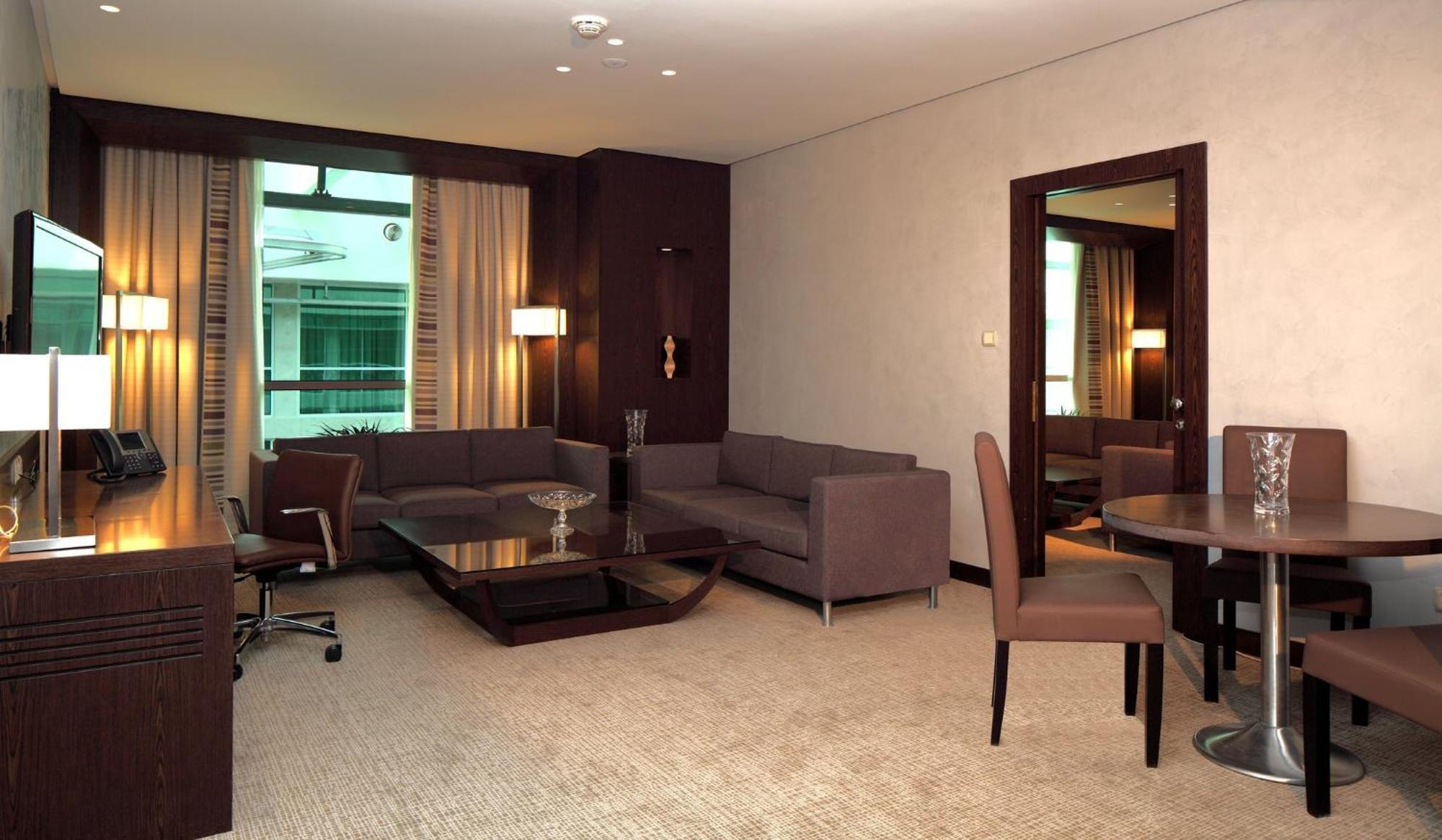 Holiday Inn Meydan By Ihg Ер-Ріяд Екстер'єр фото